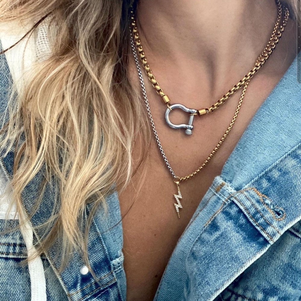 Herradura thunder lock necklace
